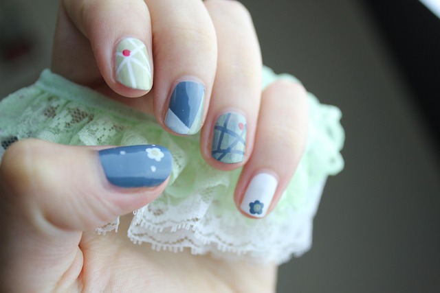 nail art design corso professionale unghie manicure rosa